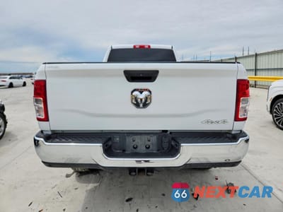Zdjęcie 6 z 13 samochodu: 2023 RAM 3500 TRADESMAN VIN:3C63R3GL1PG552284 - miniatura