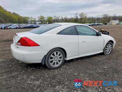 Trzecie zdjęcie samochodu z tyłu: 2006 HONDA ACCORD EX VIN:1HGCM82676A013379 - miniatura