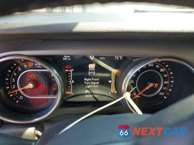 Zdjęcie 9 z 12 samochodu: 2018 JEEP WRANGLER UNLIMITED SPORT VIN:1C4HJXDG4JW277460 - miniatura