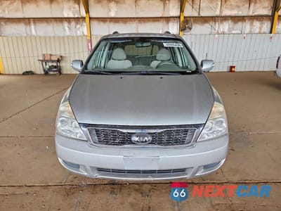 Piąte zdjęcie samochodu w środku: 2012 KIA SEDONA LX VIN:KNDMG4C79C6434092 - miniatura