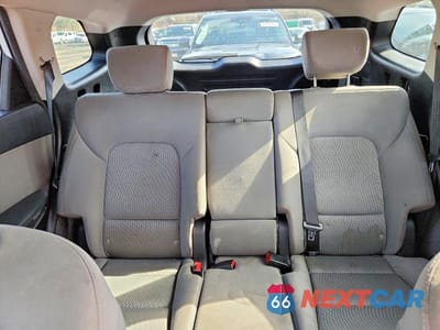 Zdjęcie 10 z 12 samochodu: 2018 HYUNDAI SANTA FE SE VIN:KM8SMDHF2JU261701 - miniatura