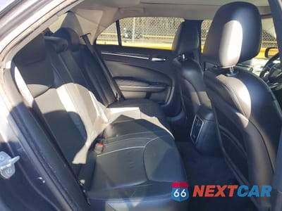 Zdjęcie 10 z 12 samochodu: 2016 CHRYSLER 300 LIMITED VIN:2C3CCARG9GH314122 - miniatura