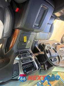 Zdjęcie 11 z 14 samochodu: 2018 CHEVROLET SUBURBAN K1500 PREMIER VIN:1GNSKJKC5JR172013 - miniatura