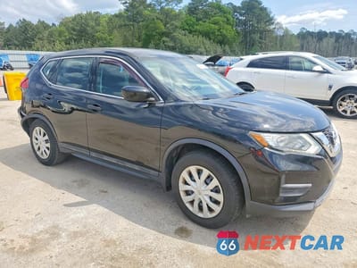 Czwarte zdjęcie samochodu z boku: 2017 NISSAN ROGUE S VIN:5N1AT2MT6HC743098 - miniatura