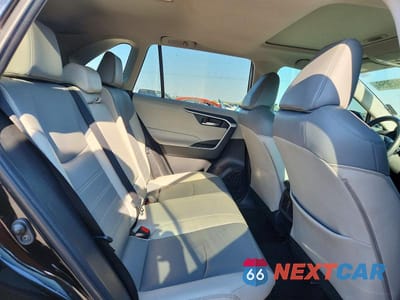 Zdjęcie 11 z 14 samochodu: 2021 TOYOTA RAV4 HYBRID XLE PREMIUM VIN:2T3B6RFV8MW007486 - miniatura