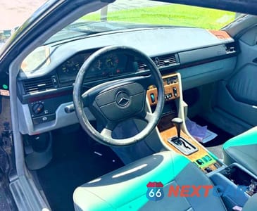 Zdjęcie 9 z 10 samochodu: 1993 MERCEDES-BENZ 300 CECV VIN:WDBEA66E7PB922559 - miniatura