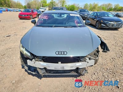 Piąte zdjęcie samochodu w środku: 2017 AUDI TT VIN:TRUC5AFV5H1006511 - miniatura