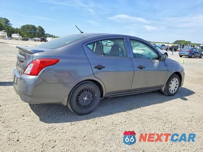 Trzecie zdjęcie samochodu z tyłu: 2017 NISSAN VERSA 1.6 S PLUS VIN:3N1CN7AP0HL851218 - miniatura