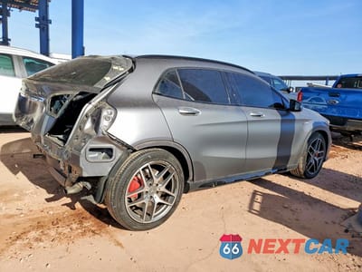 Trzecie zdjęcie samochodu z tyłu: 2016 MERCEDES-BENZ GLA 45 AMG VIN:WDDTG5CBXGJ228777 - miniatura
