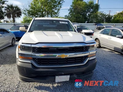 Piąte zdjęcie samochodu w środku: 2017 CHEVROLET SILVERADO C1500 VIN:1GCRCNEH0HZ157299 - miniatura