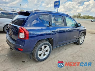 Trzecie zdjęcie samochodu z tyłu: 2014 JEEP COMPASS SPORT VIN:1C4NJDBB4ED773790 - miniatura