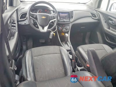 Zdjęcie 8 z 13 samochodu: 2020 CHEVROLET TRAX 1LT VIN:KL7CJPSB6LB319037 - miniatura