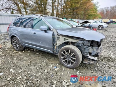 Czwarte zdjęcie samochodu z boku: 2016 VOLVO XC90 T6 VIN:YV4A22PK2G1031334 - miniatura
