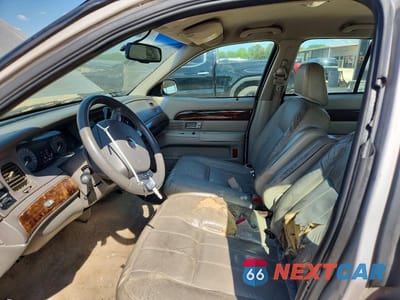 Zdjęcie 7 z 12 samochodu: 2010 MERCURY GRAND MARQUIS LS VIN:2MEBM7FV4AX624345 - miniatura