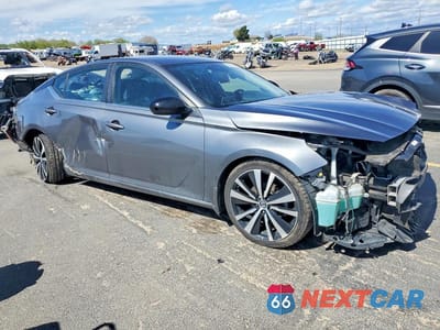 Czwarte zdjęcie samochodu z boku: 2022 NISSAN ALTIMA SR VIN:1N4BL4CW9NN422016 - miniatura