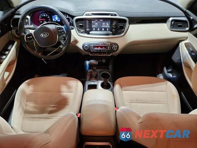 Zdjęcie 8 z 14 samochodu: 2019 KIA SORENTO VIN:5XYPGDA55KG529579 - miniatura