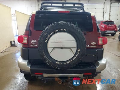 Zdjęcie 6 z 13 samochodu: 2009 TOYOTA FJ CRUISER BASE VIN:JTEBU11F39K069378 - miniatura