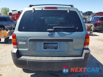Zdjęcie 6 z 13 samochodu: 2005 FORD ESCAPE XLT VIN:1FMCU03195KA84574 - miniatura