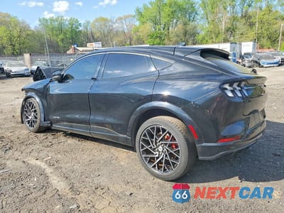 Drugie zdjęcie samochodu z przodu: 2022 FORD MUSTANG MACH-E GT VIN:3FMTK4SX1NMA13722 - miniatura