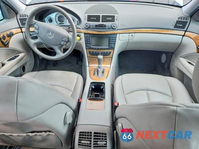 Zdjęcie 8 z 11 samochodu: 2008 MERCEDES-BENZ E 350 VIN:WDBUF56X78B327396 - miniatura