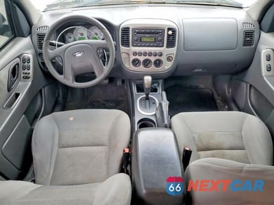 Zdjęcie 8 z 13 samochodu: 2005 FORD ESCAPE HEV VIN:1FMCU96H55KE18144 - miniatura