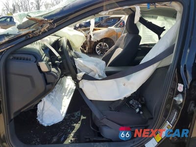 Zdjęcie 7 z 11 samochodu: 2025 TOYOTA CAMRY LE VIN:4T1DAACK9SU038397 - miniatura