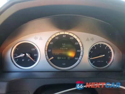 Zdjęcie 9 z 12 samochodu: 2008 MERCEDES-BENZ C 300 VIN:WDDGF54X08R017377 - miniatura