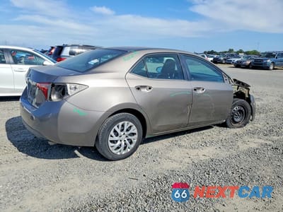 Trzecie zdjęcie samochodu z tyłu: 2017 TOYOTA COROLLA LE VIN:5YFBURHE7HP570922 - miniatura
