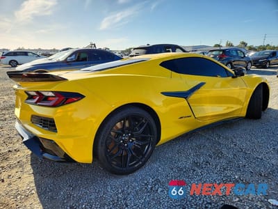Trzecie zdjęcie samochodu z tyłu: 2025 CHEVROLET CORVETTE Z06 1LZ VIN:1G1YD2D3XS5606833 - miniatura