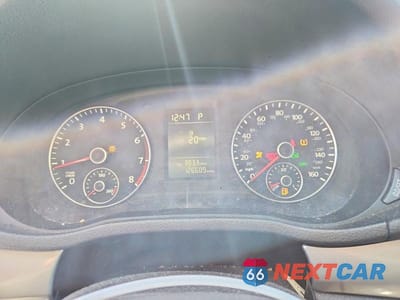 Zdjęcie 9 z 12 samochodu: 2012 VOLKSWAGEN PASSAT S VIN:1VWAP7A34CC021158 - miniatura