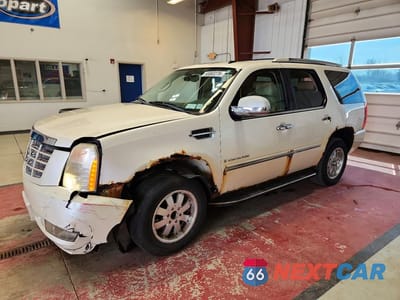 2008 CADILLAC ESCALADE LUXURY 1GYFK63888R198255 - główne zdjęcie licytacji z USA - miniatura