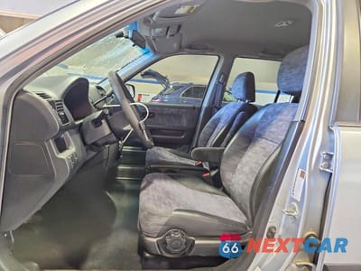 Zdjęcie 7 z 13 samochodu: 2004 HONDA CR-V LX VIN:SHSRD78434U205548 - miniatura