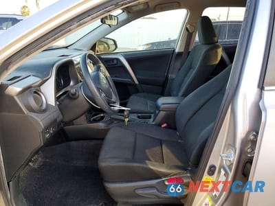 Zdjęcie 7 z 13 samochodu: 2018 TOYOTA RAV4 LE VIN:JTMZFREV1JJ197481 - miniatura