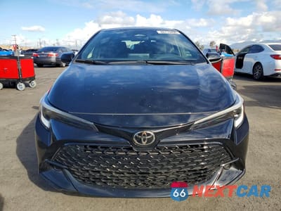 Piąte zdjęcie samochodu w środku: 2023 TOYOTA COROLLA HATCHBACK SE VIN:JTND4MBEXP3200653 - miniatura