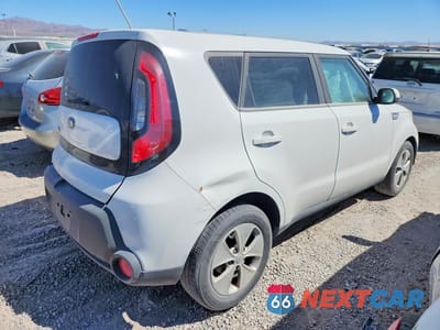 Trzecie zdjęcie samochodu z tyłu: 2016 KIA SOUL BASE VIN:KNDJN2A22G7323257 - miniatura