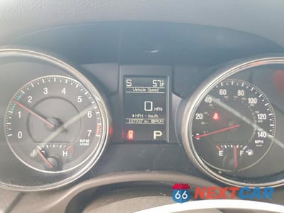 Zdjęcie 9 z 13 samochodu: 2012 JEEP GRAND CHEROKEE VIN:1C4RJFAGXCC325115 - miniatura