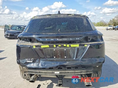 Zdjęcie 6 z 12 samochodu: 2019 LINCOLN MKC RESERVE VIN:5LMCJ3C96KUL38870 - miniatura