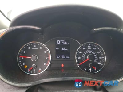 Zdjęcie 9 z 11 samochodu: 2017 KIA FORTE LX VIN:3KPFK4A73HE102614 - miniatura