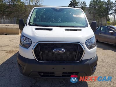 Piąte zdjęcie samochodu w środku: 2025 FORD TRANSIT 250 DELIVERY VAN VIN:1FTBR1Y84SKA35517 - miniatura