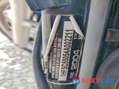 Zdjęcie 9 z 9 samochodu: 2004 HONDA VTX1300 C VIN:1HFSC55054A002211 - miniatura