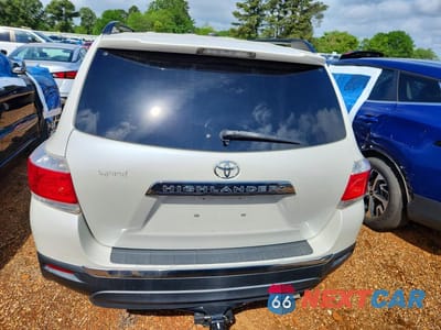 Zdjęcie 6 z 14 samochodu: 2011 TOYOTA HIGHLANDER BASE VIN:5TDZA3EH2BS015328 - miniatura