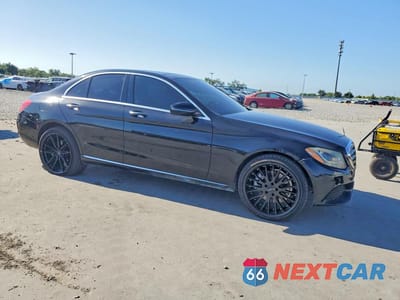 Czwarte zdjęcie samochodu z boku: 2016 MERCEDES-BENZ C 300 4MATIC VIN:55SWF4KB9GU165957 - miniatura