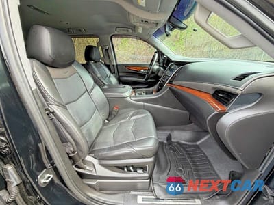 Piąte zdjęcie samochodu w środku: 2019 CADILLAC ESCALADE ESV VIN:1GYS4GKJ3KR281635 - miniatura