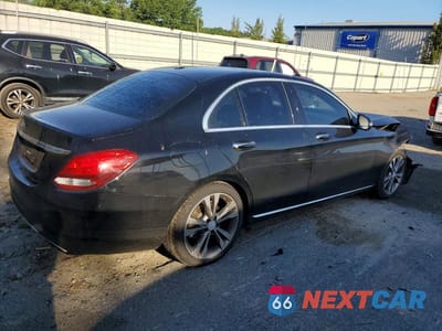 Trzecie zdjęcie samochodu z tyłu: 2016 MERCEDES-BENZ C 300 VIN:55SWF4JB9GU121359 - miniatura