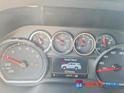 Zdjęcie 9 z 13 samochodu: 2024 CHEVROLET SUBURBAN K1500 LS VIN:1GNSKBKT2RR358707 - miniatura