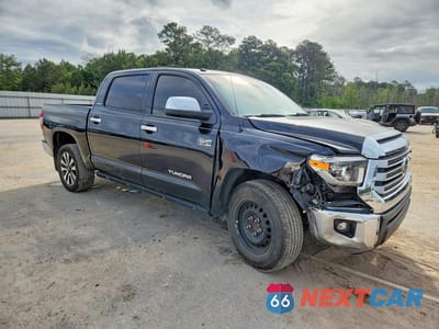 Czwarte zdjęcie samochodu z boku: 2019 TOYOTA TUNDRA CREWMAX LIMITED VIN:5TFFY5F18KX250290 - miniatura