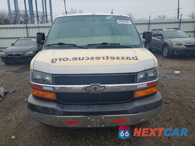 Piąte zdjęcie samochodu w środku: 2013 CHEV EXPRESS 1 VIN:1GNSGCF49D1160580 - miniatura