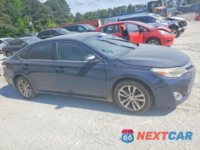Czwarte zdjęcie samochodu z boku: 2015 TOYOTA AVALON XLE VIN:4T1BK1EB8FU150230 - miniatura