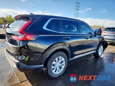 Trzecie zdjęcie samochodu z tyłu: 2024 HONDA CR-V LX VIN:2HKRS4H28RH419809 - miniatura