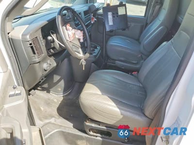 Zdjęcie 7 z 13 samochodu: 2023 GMC SAVANA 2500 CARGO UTILITY / SERVICE VAN VIN:1GTW7AFP5P1168351 - miniatura
